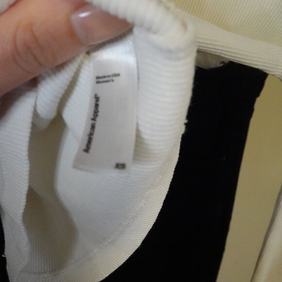American Apparel Baby Rib White Long Sleeve Buttons in XS - Picture 3 of 4